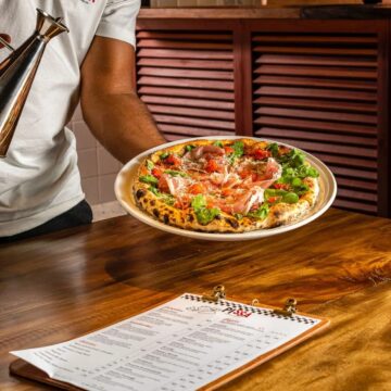 Pizzaria na Barra anuncia rodízio de terça a quinta por R$ 64,90
