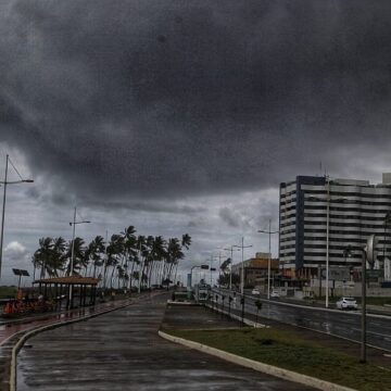 Que frio foi esse? Bairros de Salvador registram mínima de 21°C neste domingo (5)