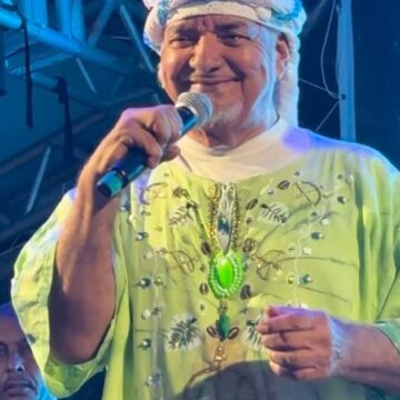 Gerônimo Santana recebe convidados especiais em show comemorativo no Rio Vermelho