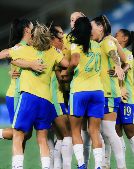 FIFA lança guias para jogadoras grávidas e atletas no pós-parto; veja o que muda