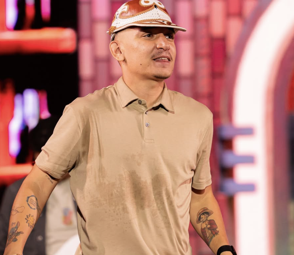 João Gomes é hospitalizado e cancela show na Bahia por problema de saúde