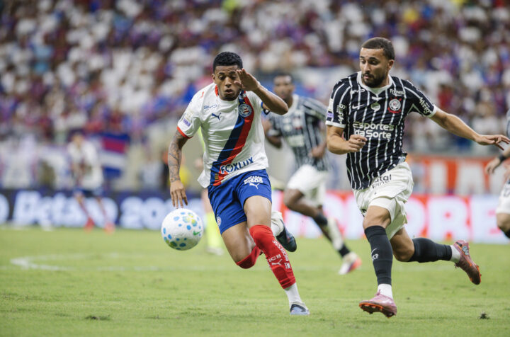 Bahia e Corinthians empatam em jogo movimentado na Arena Fonte Nova