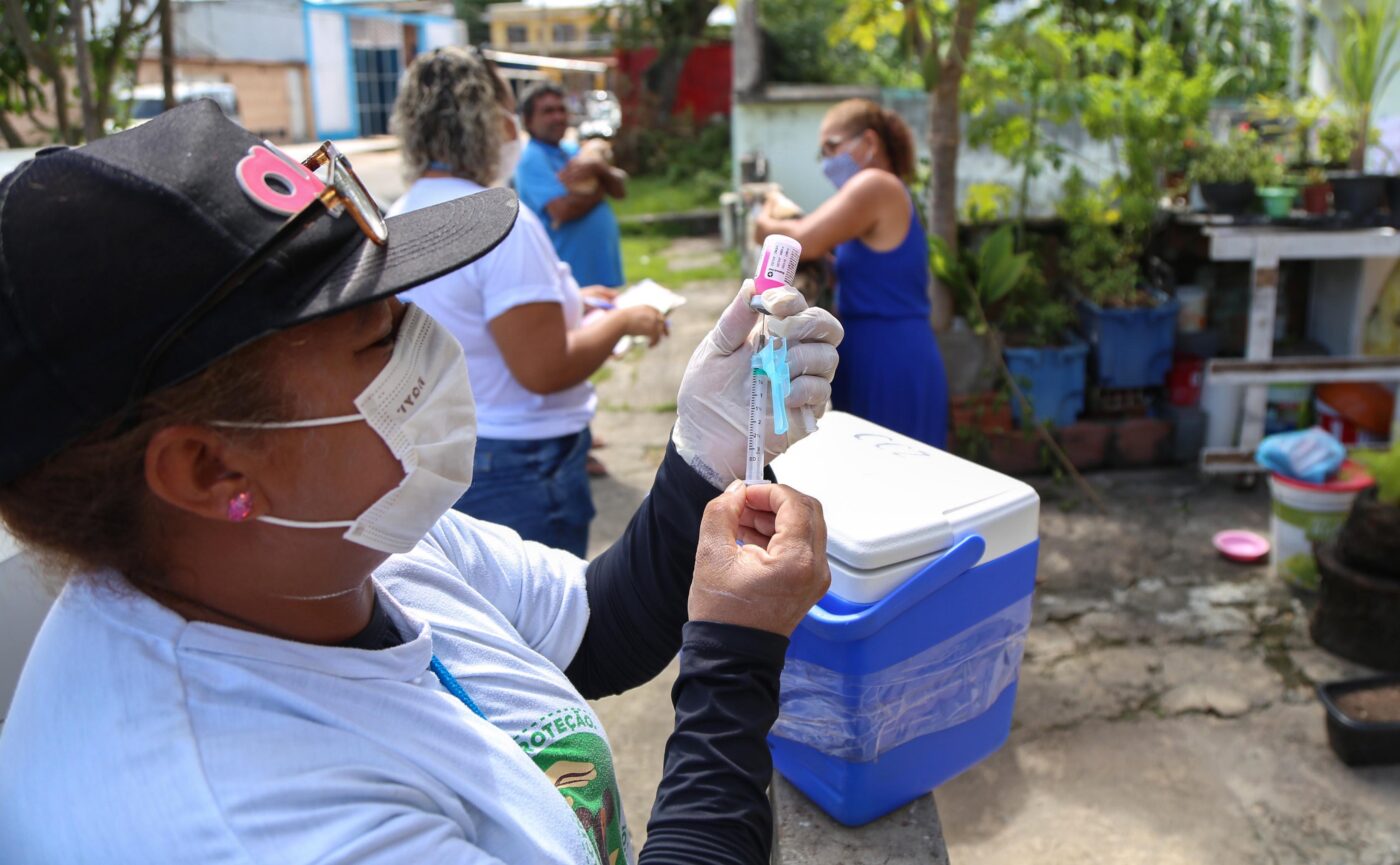 Vacinação antirrábica será volante em bairros de Salvador neste fim de semana