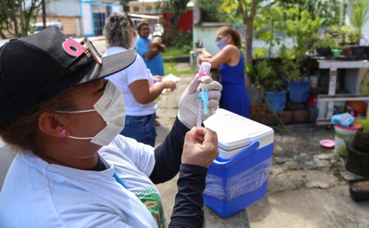 Vacinação antirrábica será volante em bairros de Salvador neste fim de semana