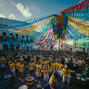 Olodum entra na brincadeira ‘contra’ remada norueguesa: ‘Bater tambor já estamos na frente’
