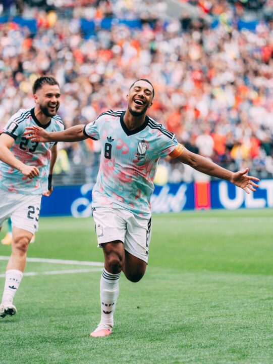 Bélgica vence Senegal de virada e garante vaga nas oitavas da Copa do Mundo