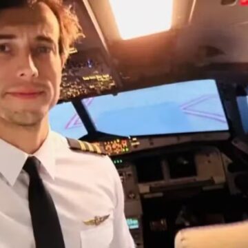 ‘Você sabe o que tem que fazer’: instrutor de voo abre porta de avião se joga em pleno ar