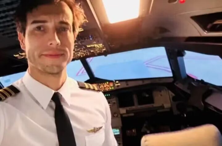 ‘Você sabe o que tem que fazer’: instrutor de voo abre porta de avião se joga em pleno ar