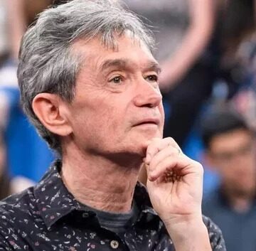 Baiano da Globo pode ser forte candidato a substituir Serginho Groisman no Altas Horas; saiba quem é