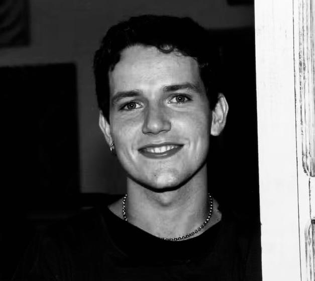 Morre aos 49 anos Edward Boggiss, ator de Sandy & Junior e Malhação