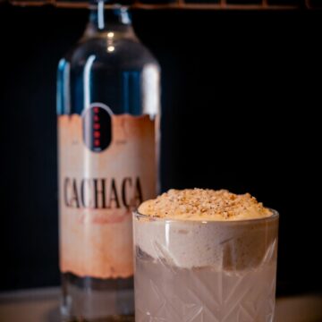 Clube Bar lança cachaça autoral e apresenta nova carta de drinks em Salvador