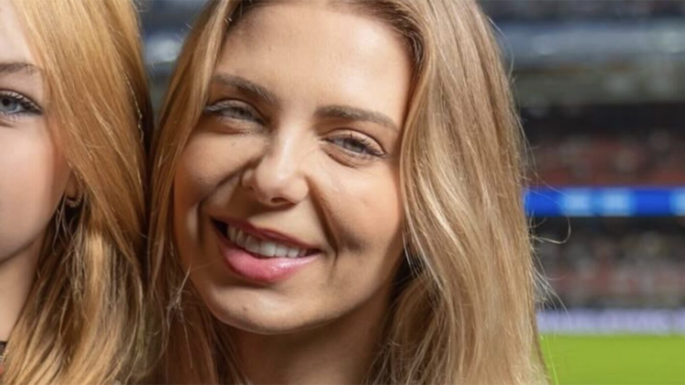 Sheila Mello posa com a filha durante viagem e semelhança entre as duas impressiona; veja foto