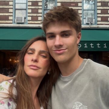Aos 18 anos, filho de Fernanda Lima chama atenção ao lado da mãe em viagem