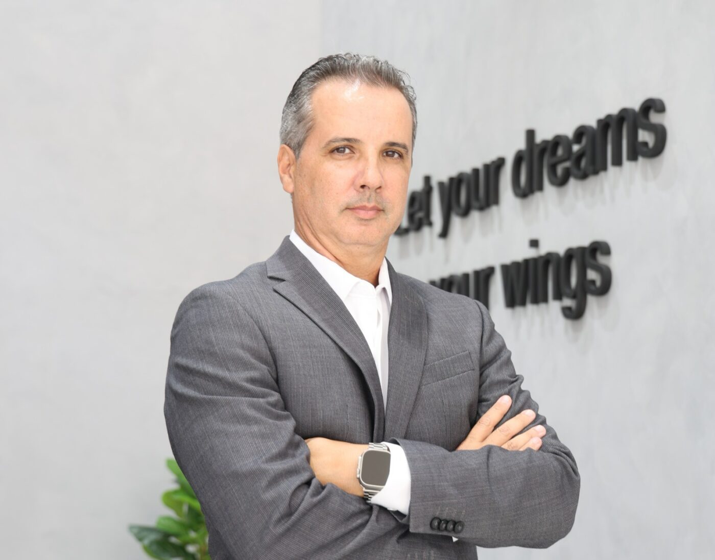 Júlio Esteves assume comando do complexo industrial da BYD em Camaçari