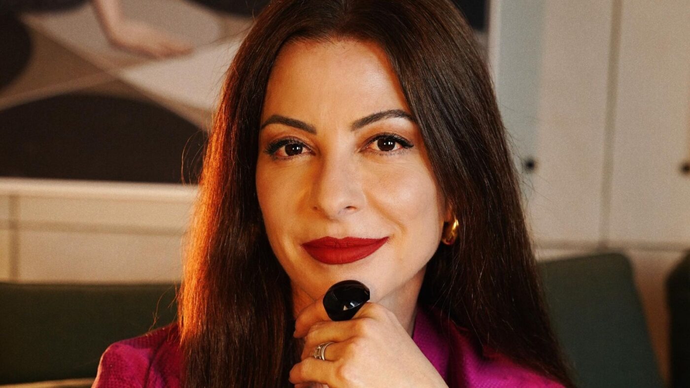 Aos 60 anos e longe da TV, Ana Paula Padrão mostra escritório e detalha sua nova fase