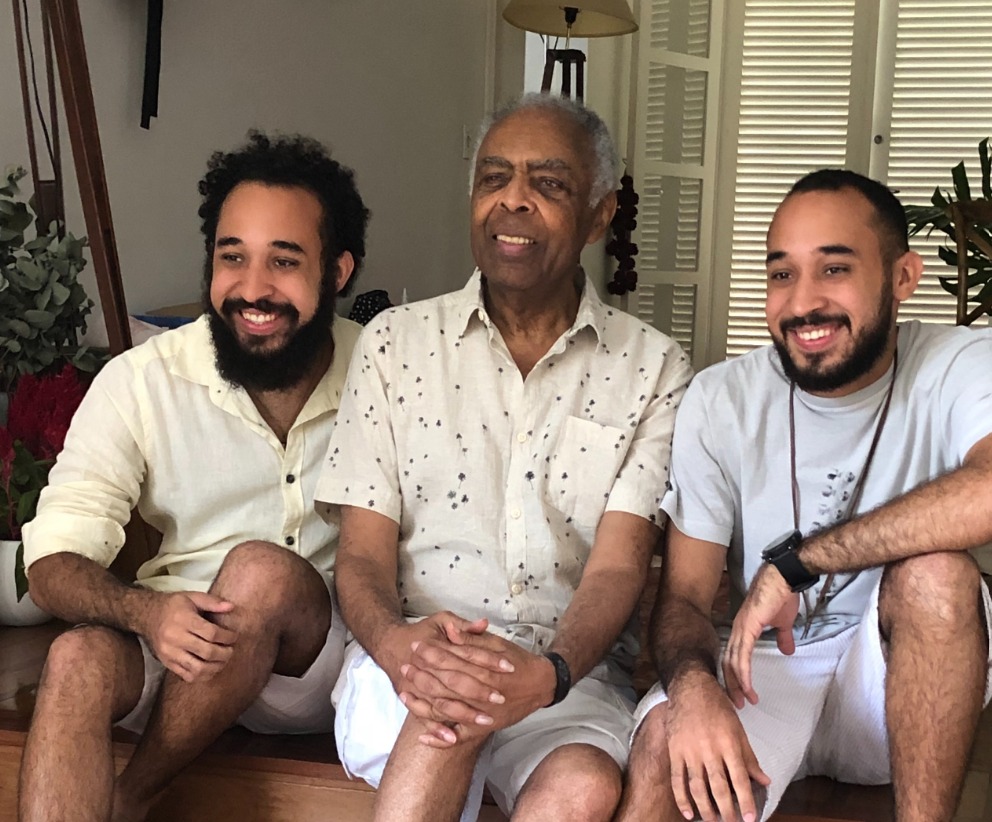 Gilberto Gil homenageia os netos gêmeos Lucas e Gabriel em aniversário: ‘Que Deus lhes dê muita saúde’