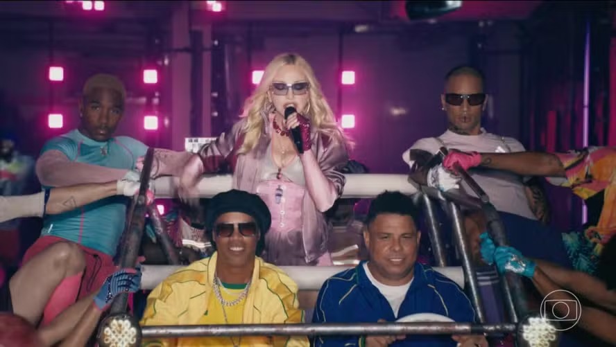 Show do intervalo reúne Madonna, Justin Bieber, Shakira, BTS, Muppets e Coldplay na final da Copa do Mundo