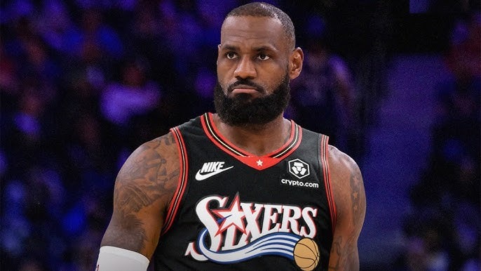 LeBron James anuncia acerto com o Philadelphia 76ers após oito temporadas nos Lakers