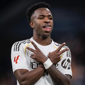 Arsenal planeja oferecer maior salário da história para contratar Vini Jr