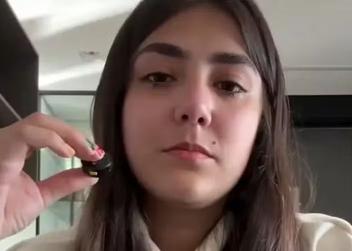 Conheça a jovem que luta na Justiça para retirar o nome da mãe dos documentos