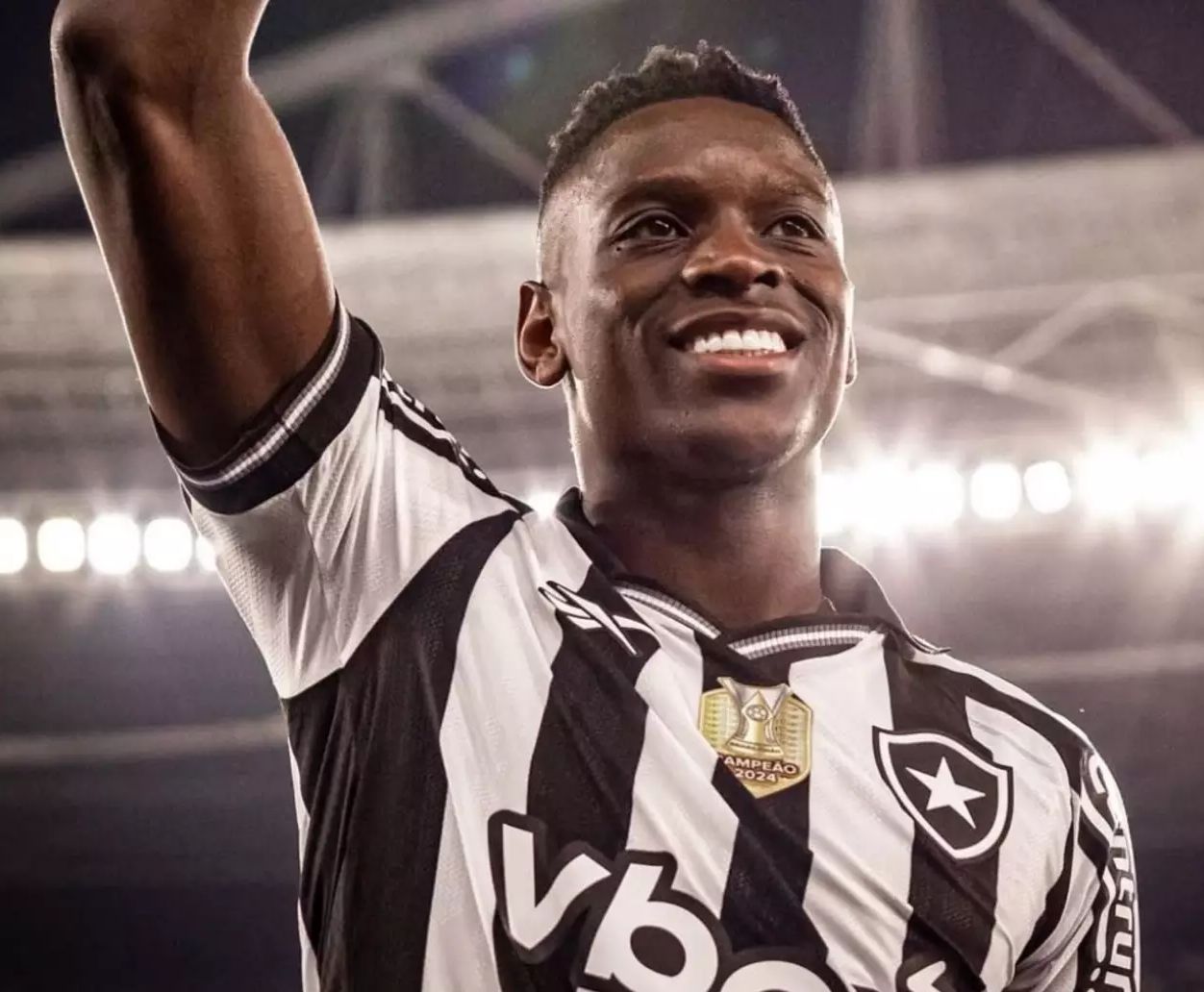 Luiz Henrique, ex-Botafogo, pode ser detido na Europa; entenda o motivo