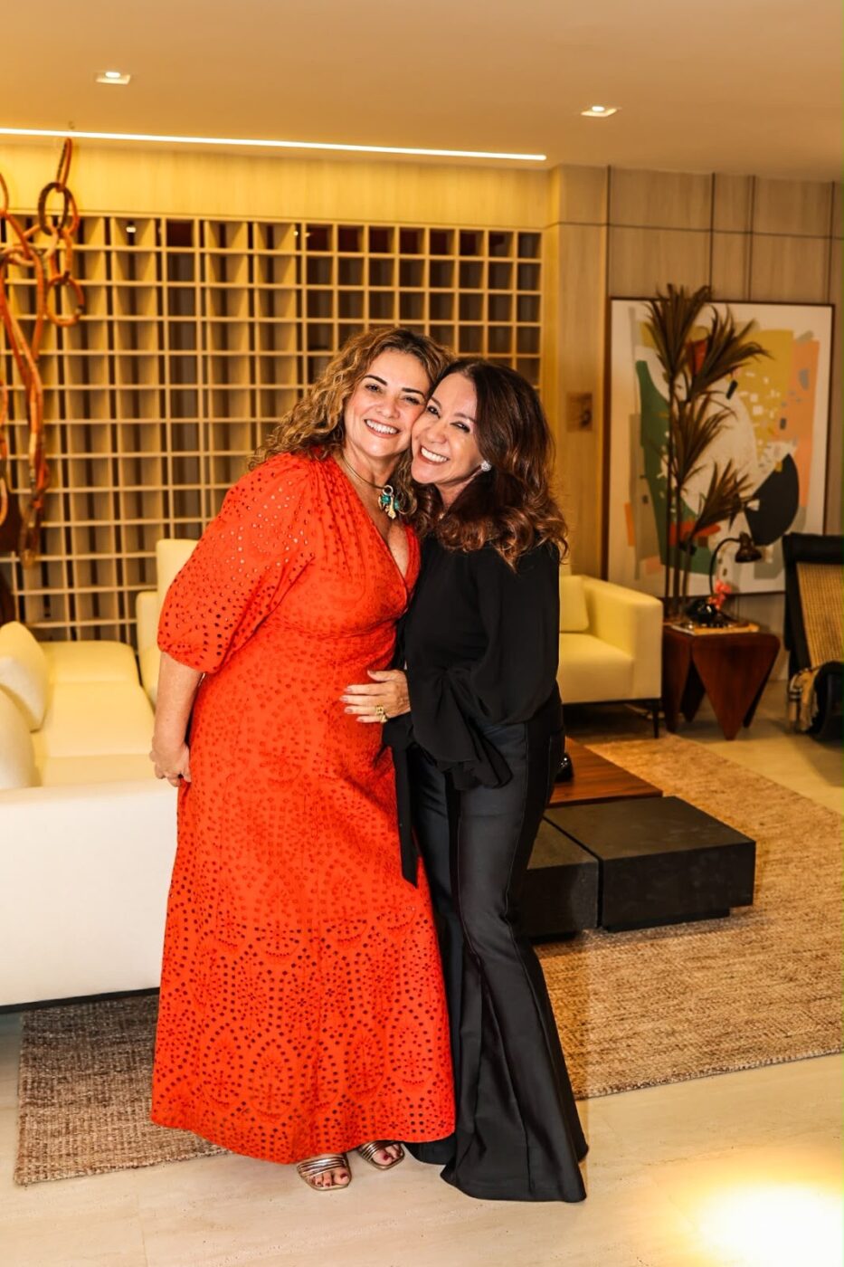 Agnaluce Moureira e Maíza Brito