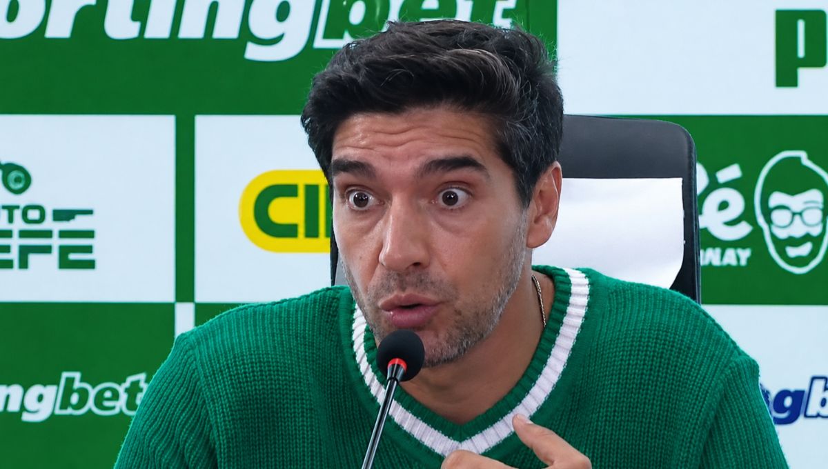 Abel Ferreira diz que decisões foram corretas em Vitória x Palmeiras e defende arbitragem
