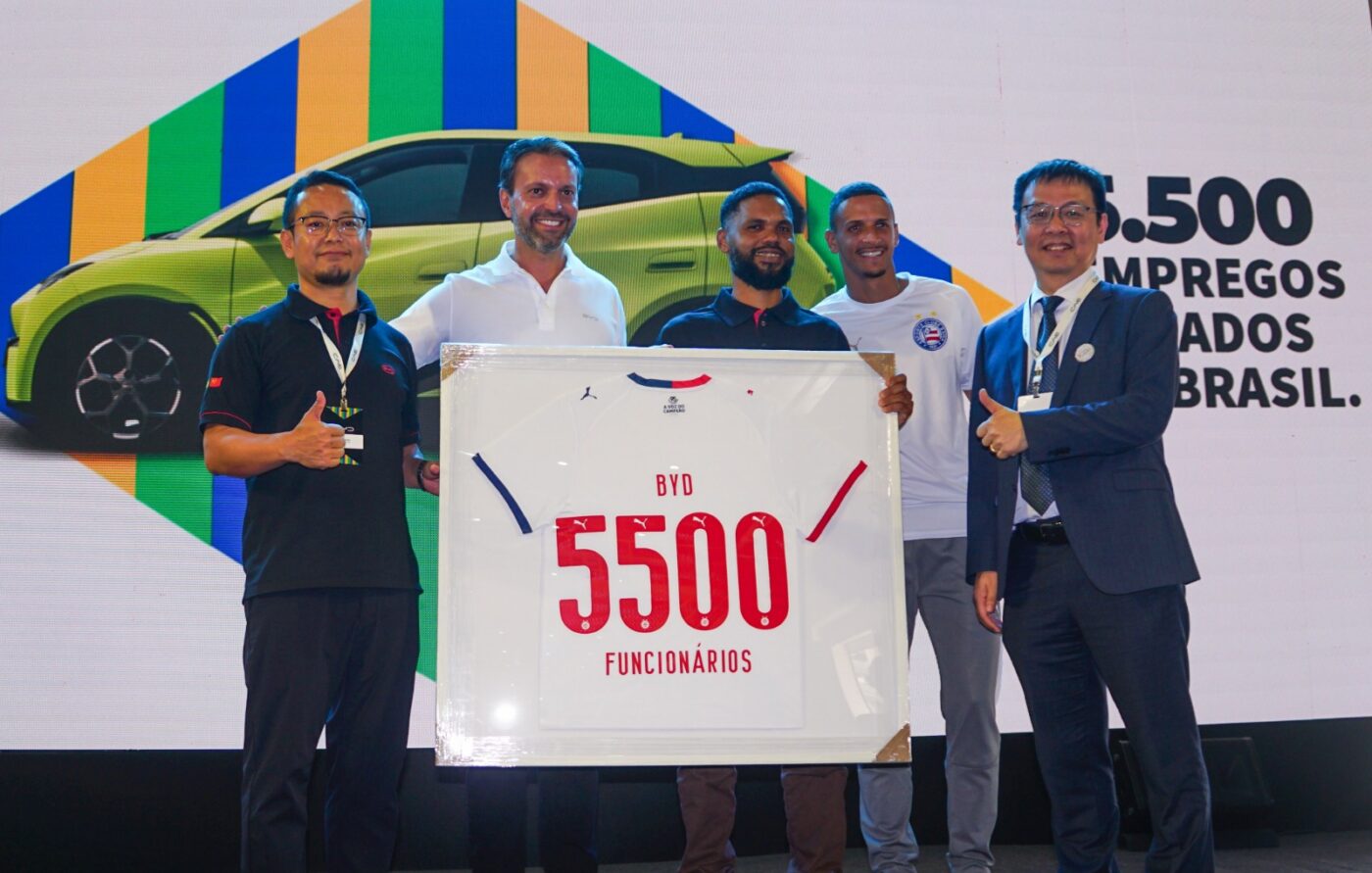 BYD alcança marca de 100 mil veículos produzidos e 5,5 mil funcionários em fábrica na Bahia