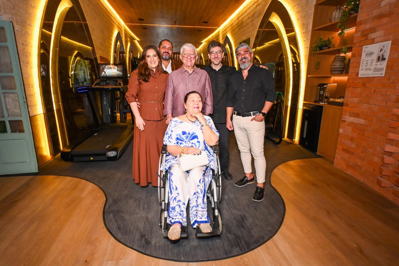 Mila Caramelo, Rui Botelho, Antônio, Iara, Davi e Frank Caramelo