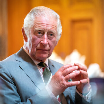 Rei Charles impõe que reencontro com Harry e Meghan só pudesse ocorrer com uma condição específica; saiba qual