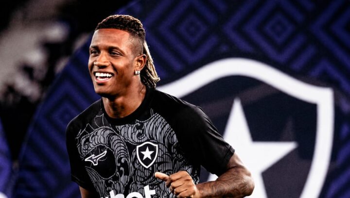 Danilo cobra respeito do Botafogo após veto ao Palmeiras e rejeita saída para a Rússia