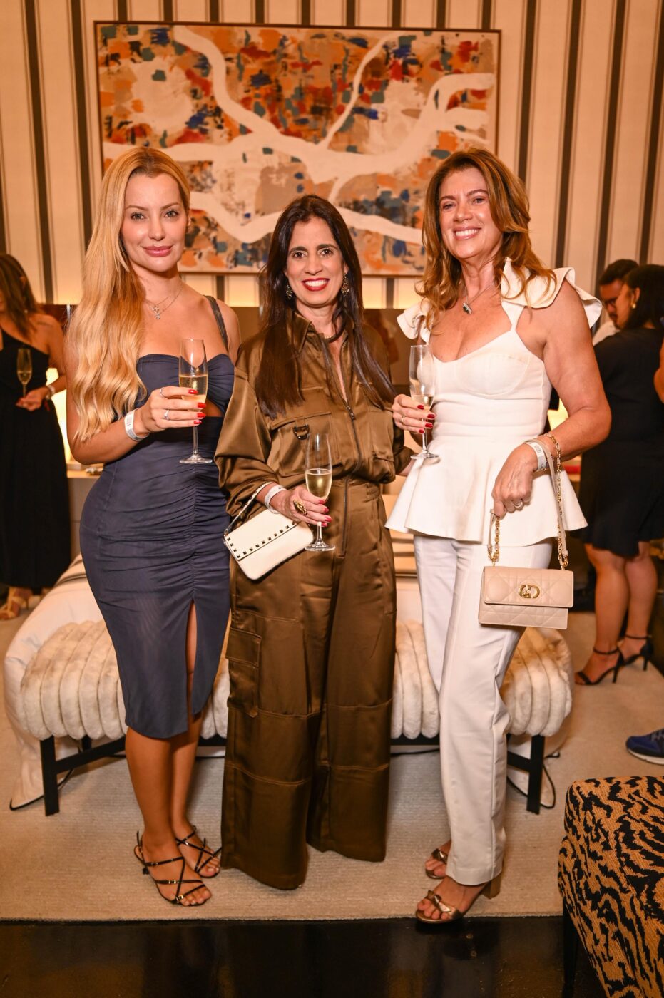 Verônica Fialho, Fernanda Bahia e Sabrina Moura