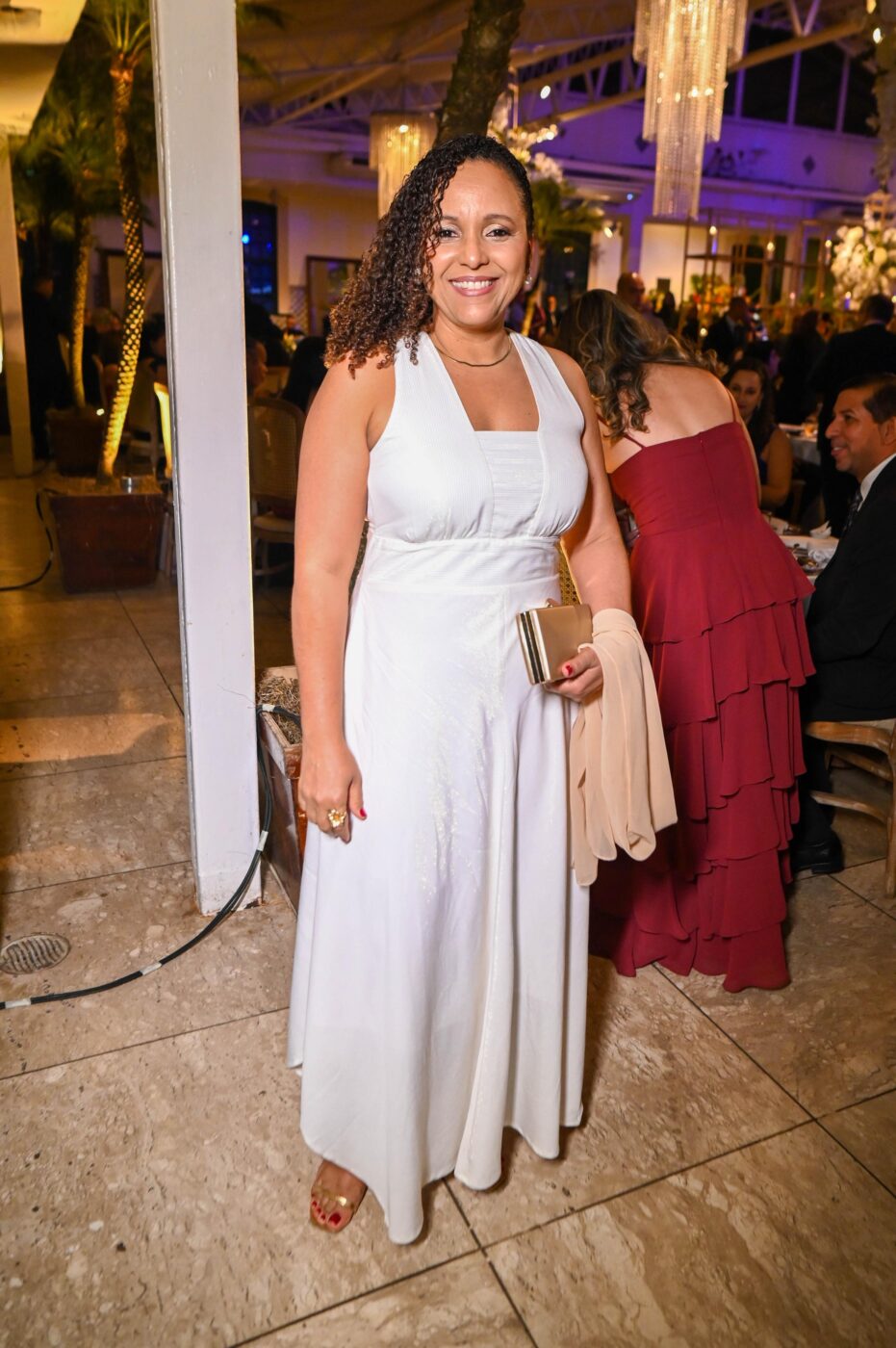 Eliomara Neves