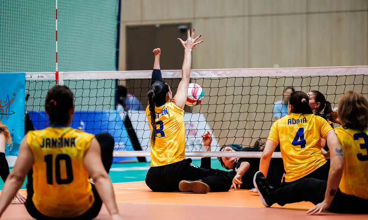 Brasil avança às quartas de final do Mundial de vôlei sentado nos dois naipes