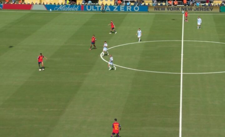 Espanha e Argentina ficam no 0 a 0 no primeiro tempo da final da Copa do Mundo