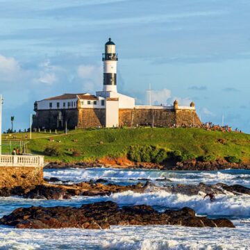 Farol da Barra passará por requalificação com conclusão prevista para 2027