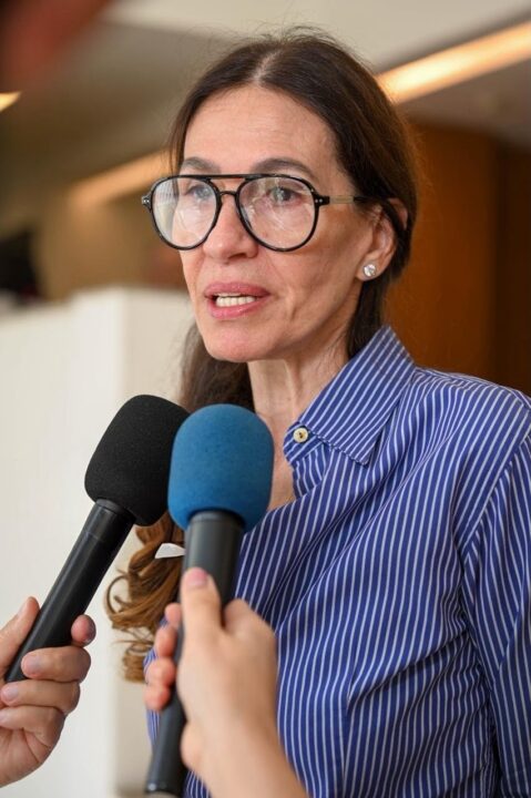 Flora Gil fala sobre saudade de Preta Gil um ano após a morte da cantora: ‘Ela faz muita falta’
