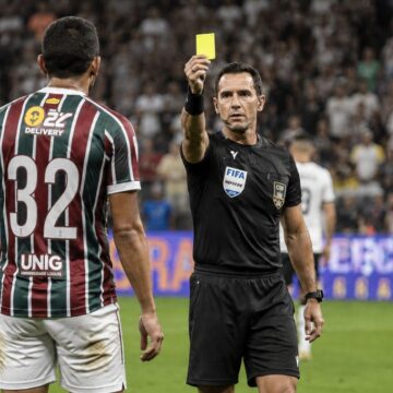 Apostas fora do padrão em cartão de jogador do Fluminense levantam suspeita de manipulação