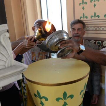 Fogo Simbólico chega ao Panteão de Pirajá e abre celebrações do 2 de Julho em Salvador
