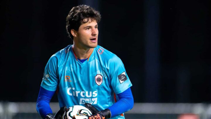 Quem é Senne Lammens, goleiro que substituiu Courtois e falhou na eliminação da Bélgica