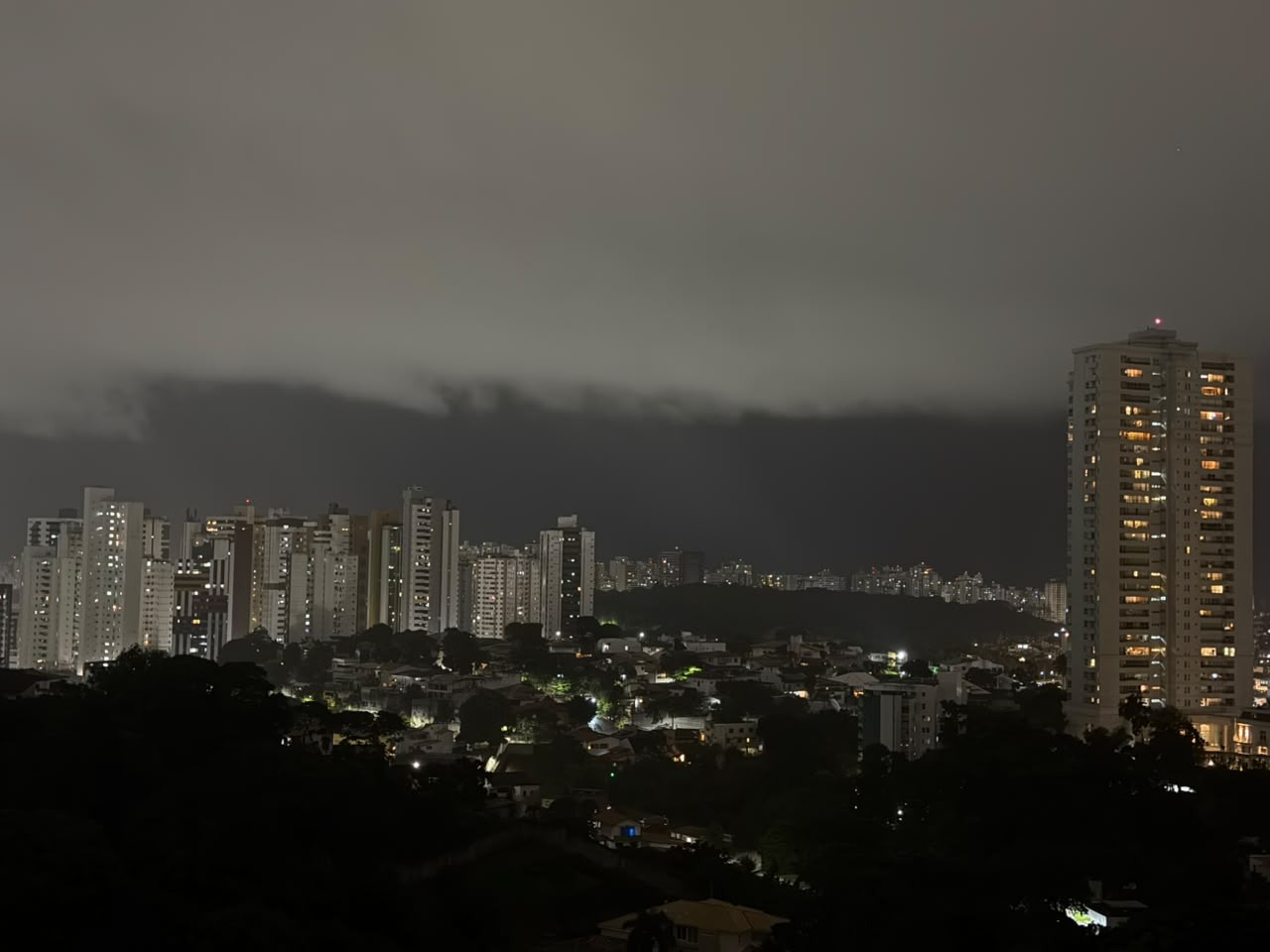 Inema e Inmet emitem alertas de chuva para Salvador e outras cidades da Bahia