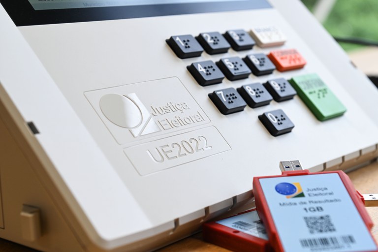 Eleições 2026: Salvador recebe exposição sobre os 30 anos da urna eletrônica