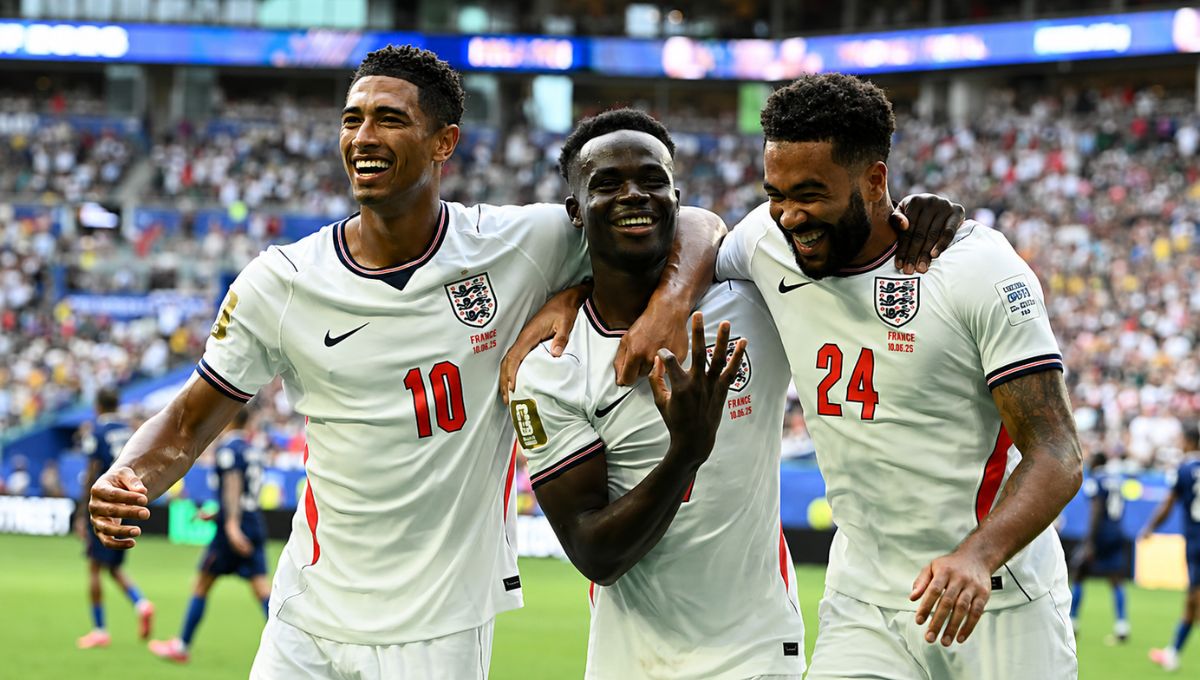 Em jogo alucinante de 10 gols, Inglaterra vence a França e fica em terceiro na Copa do Mundo