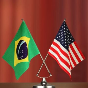 Tesla, Coca-Cola e Nestlé tentam barrar tarifaço dos EUA sobre produtos do Brasil