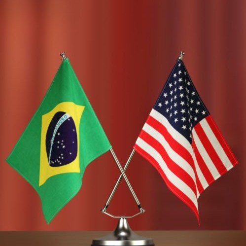 Tesla, Coca-Cola e Nestlé tentam barrar tarifaço dos EUA sobre produtos do Brasil