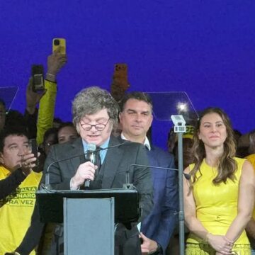 Após ofensas de Milei a Lula e Moraes, Itamaraty chama embaixador para consulta