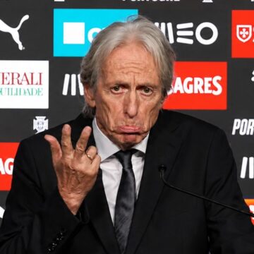 Apresentado por Portugal, Jorge Jesus cita Neymar ao explicar como tratará Cristiano Ronaldo