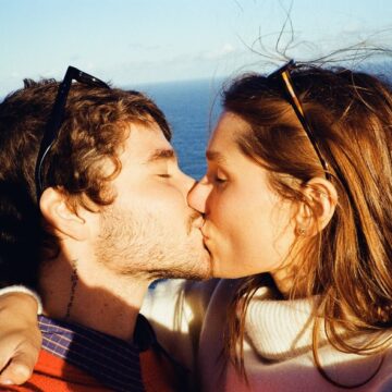 Sasha Meneghel completa 28 anos e ganha declaração do marido: ‘Dona do beijo mais gostoso’