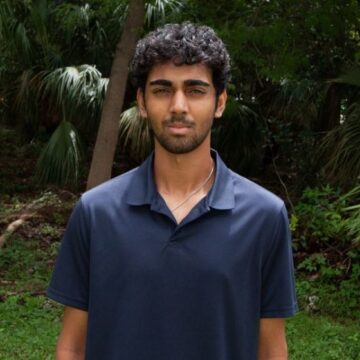 Professor universitário mais jovem do mundo entra para o Guinness aos 18 anos