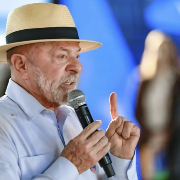 Lula provoca Trump na véspera do tarifaço: “Ninguém diz o que vamos fazer”